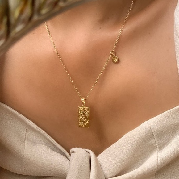 Zodiac sign necklace Scorpio, Sagittarius, Capricorn, Aquarius and Pisces. - Picture 5 of 10